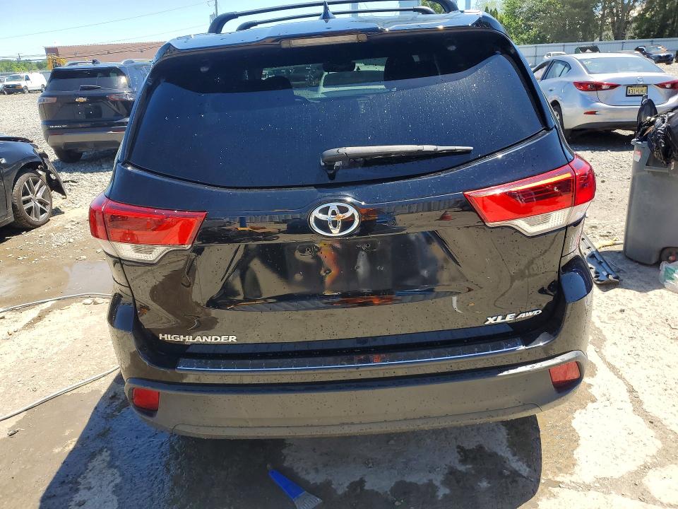 2018 Toyota Highlander VIN 5TDJZRFH9JS555457 COPART salvage auction — SIDE, Nj - Cert Of Title-Salvage, sold $2,250 on 2026-07-29 (photo 6)