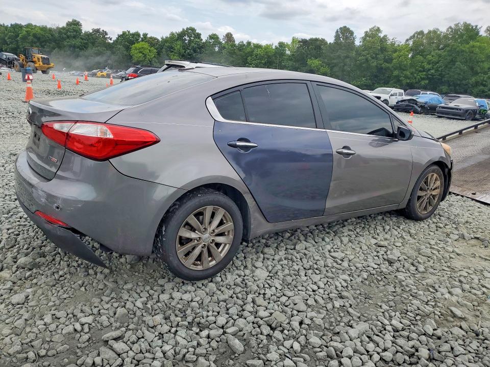 2015 Kia Forte VIN KNAFX4A81F5392982 COPART salvage auction — FRONT END, Nc - Salvage Certificate Of Title, sold $375 on 2026-07-22 (photo 3)