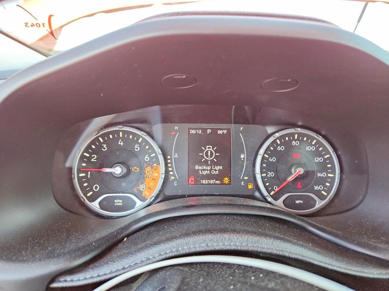 2015 Jeep Renegade VIN ZACCJABT5FPC29588 COPART salvage auction — FRONT END, NC - SALVAGE CERTIFICATE OF TITLE, sold $1,250 on 2026-07-27 (photo 9)