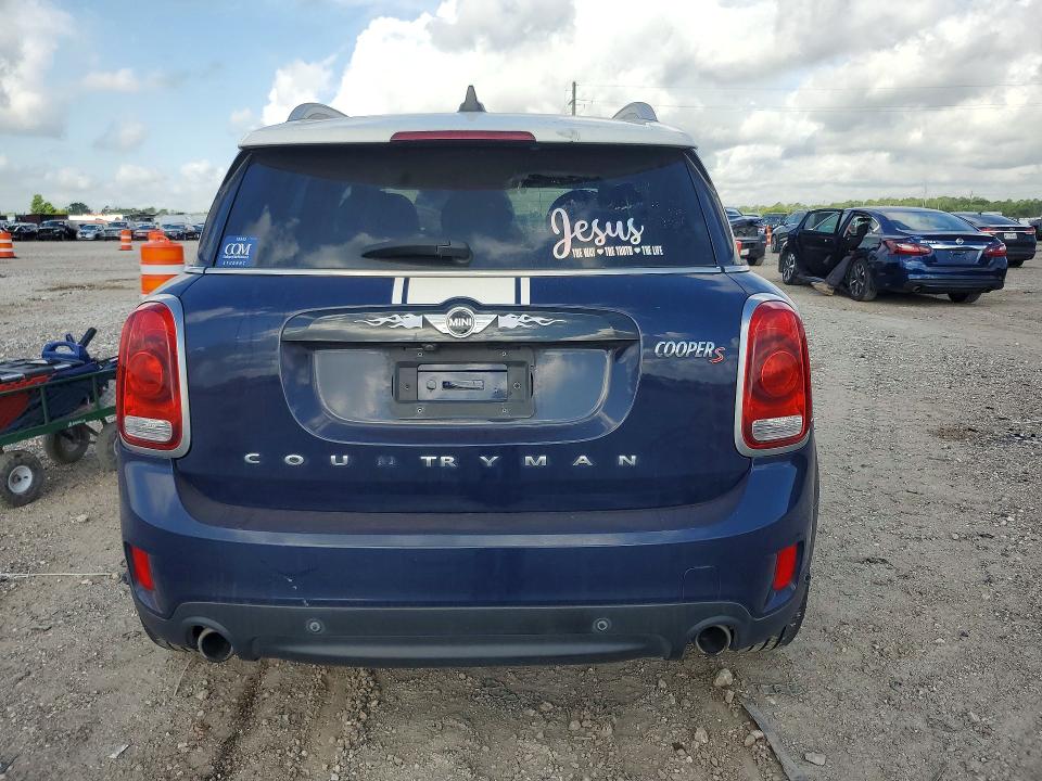 2018 Mini Cooper VIN WMZYT3C30J3E93540 COPART salvage auction — MINOR DENT/SCRATCHES, Tx - Certificate Of Title, sold $2,800 on 2026-07-09 (photo 6)