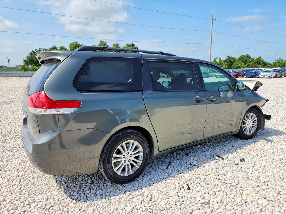 2012 Toyota VIN 5TDYK3DC5CS268496 COPART salvage auction — FRONT END, Tx - Salvage Vehicle Title, sold $725 on 2026-07-23 (photo 3)