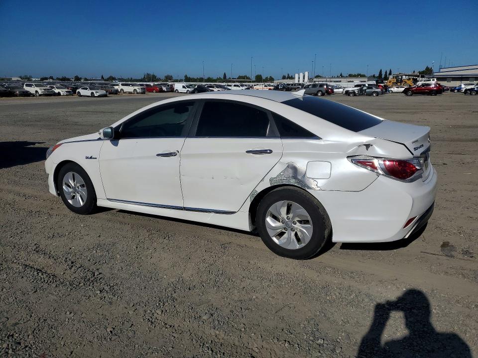 2013 Hyundai Sonata hybrid VIN KMHEC4A4XDA099461 COPART salvage auction — REAR END, Ca - Salvage Certificate, sold $375 on 2026-07-28 (photo 2)