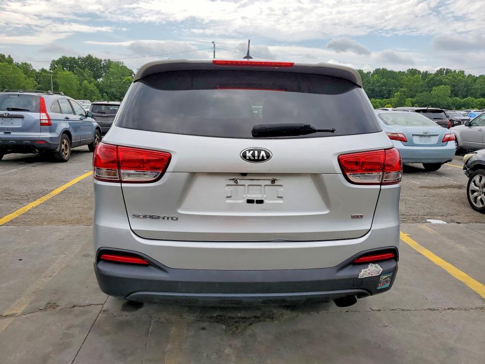 2017 Kia VIN 5XYPGDA36HG248401 COPART salvage auction — WATER/FLOOD, Ky - Cert Of Title-Salvage Water, sold $1,150 on 2026-07-16 (photo 6)