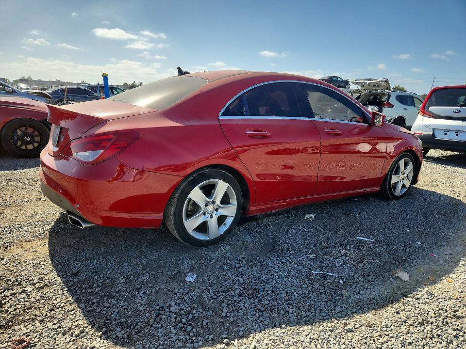 2015 Mercedes-benz Cla-klasse VIN WDDSJ4EB5FN172646 COPART salvage auction — MINOR DENT/SCRATCHES, Tx - Dis/Dlr/Exp Only Clean Title (P), sold $1,250 on 2026-07-21 (photo 3)