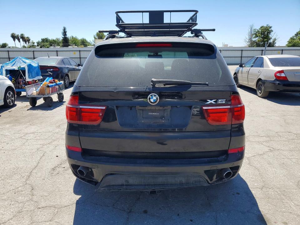 2011 BMW X5 VIN 5UXZV4C55BL403897 COPART salvage auction — MINOR DENT/SCRATCHES, Ca - Dis/Dlr/Exp Only Clean Title, sold $525 on 2026-07-31 (photo 6)