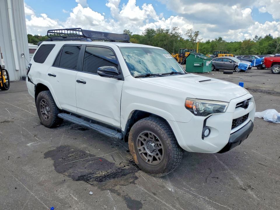 2020 Toyota VIN JTEBU5JR1L5761193 COPART salvage auction — SIDE, FL - CERTIFICATE OF DESTRUCTION, sold $3,900 on 2026-07-27 (photo 4)