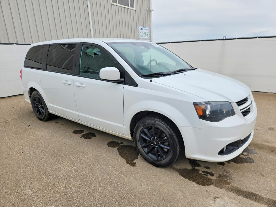 2020 Dodge Grand caravan VIN 2C4RDGEG5LR199776 COPART salvage auction — SIDE, AB - BOS - ACTIVE, sold $7,000 on 2026-07-16 (photo 4)