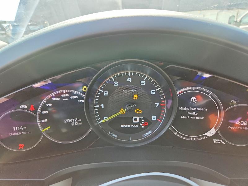 2020 Porsche VIN WP1BE2AY6LDA55137 COPART salvage auction — SIDE, Salvage Title, sold $34,250 on 2026-08-14 (photo 9)