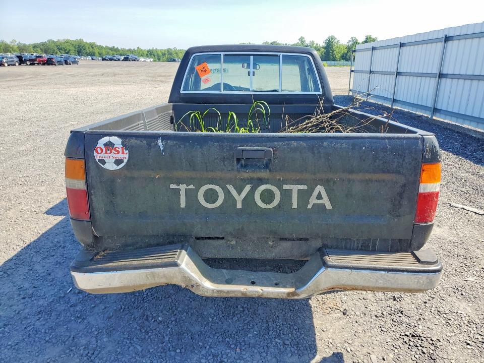 1992 Toyota Pickup VIN JT4RN93P4N5067250 COPART salvage auction — FRONT END, Va - Certificate Of Title, sold $3,050 on 2026-07-08 (photo 6)