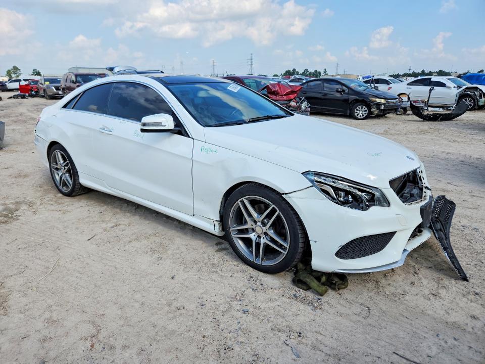 2016 Mercedes-benz VIN WDDKJ6FB1GF325870 COPART salvage auction — FRONT END, Tx - Salvage Vehicle Title, sold $1,750 on 2026-07-24 (photo 4)