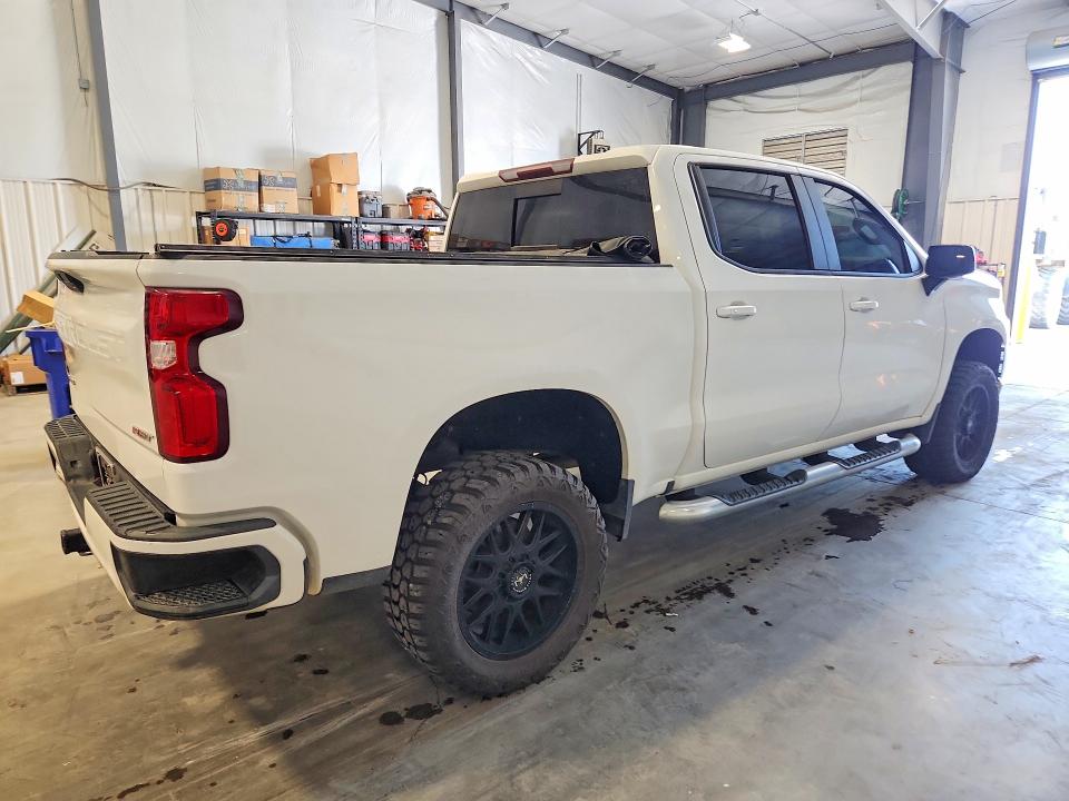 2019 Chevrolet Silverado VIN 1GCUYEED0KZ124612 COPART salvage auction — NORMAL WEAR, SC - CERTIFICATE OF TITLE, sold $15,300 on 2026-07-09 (photo 3)