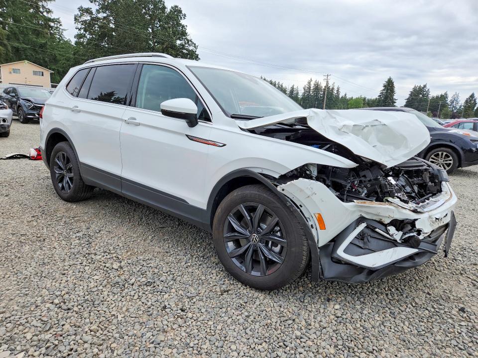 2024 Volkswagen VIN 3VV2B7AX7RM098849 COPART salvage auction — FRONT END, Salvage Title, sold $4,600 on 2026-07-31 (photo 4)
