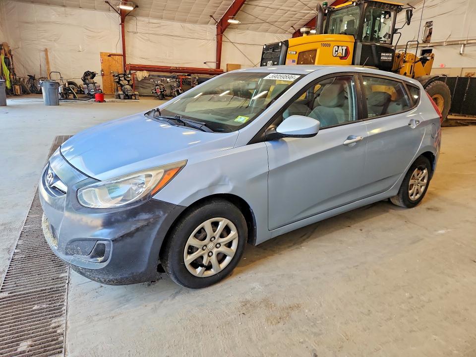 2013 Hyundai Accent VIN KMHCT5AE6DU128622 COPART salvage auction — FRONT END, Vt - Certificate Of Title, sold $275 on 2026-07-13 (photo 1)