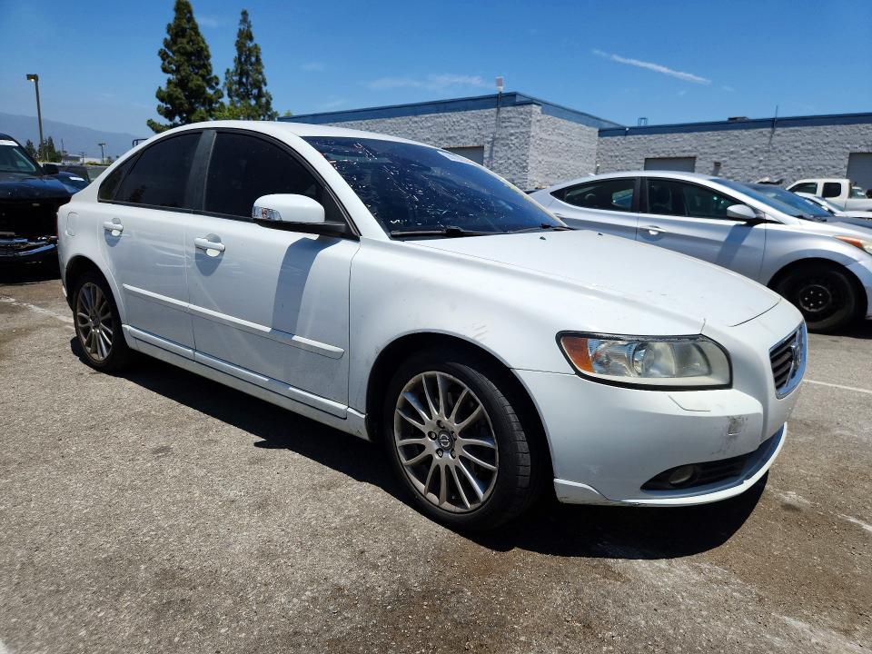 2010 Volvo S40 VIN YV1390MS2A2487653 COPART salvage auction — MECHANICAL, Ca - Salvage Certificate, sold $425 on 2026-07-14 (photo 4)