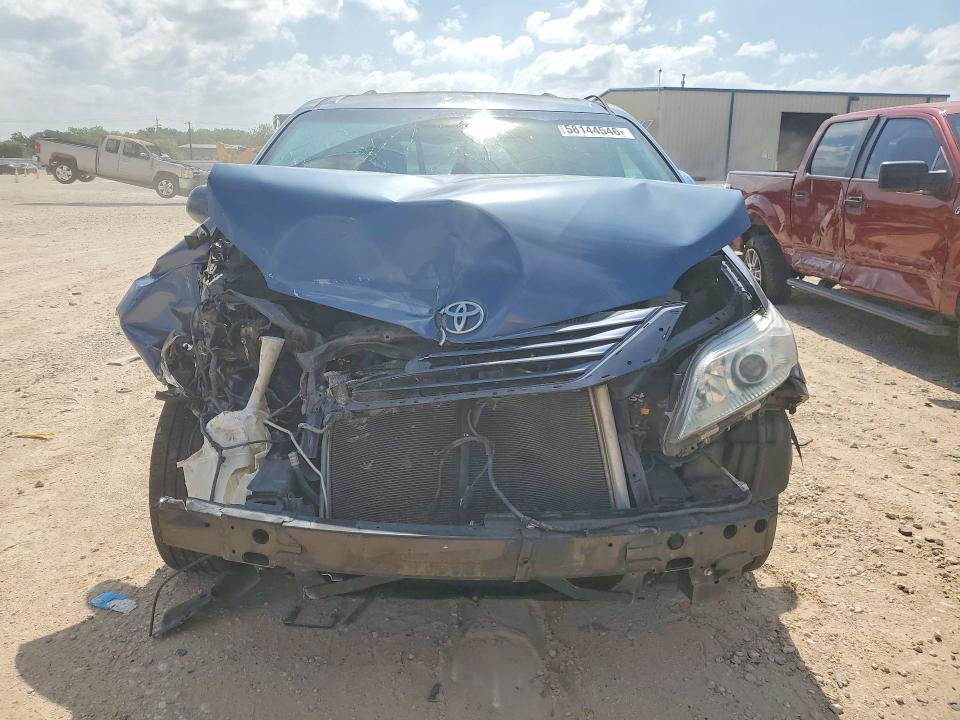 2016 Toyota VIN 5TDKK3DC7GS744694 COPART salvage auction — FRONT END, TX - SALVAGE VEHICLE TITLE, sold $875 on 2026-07-30 (photo 5)