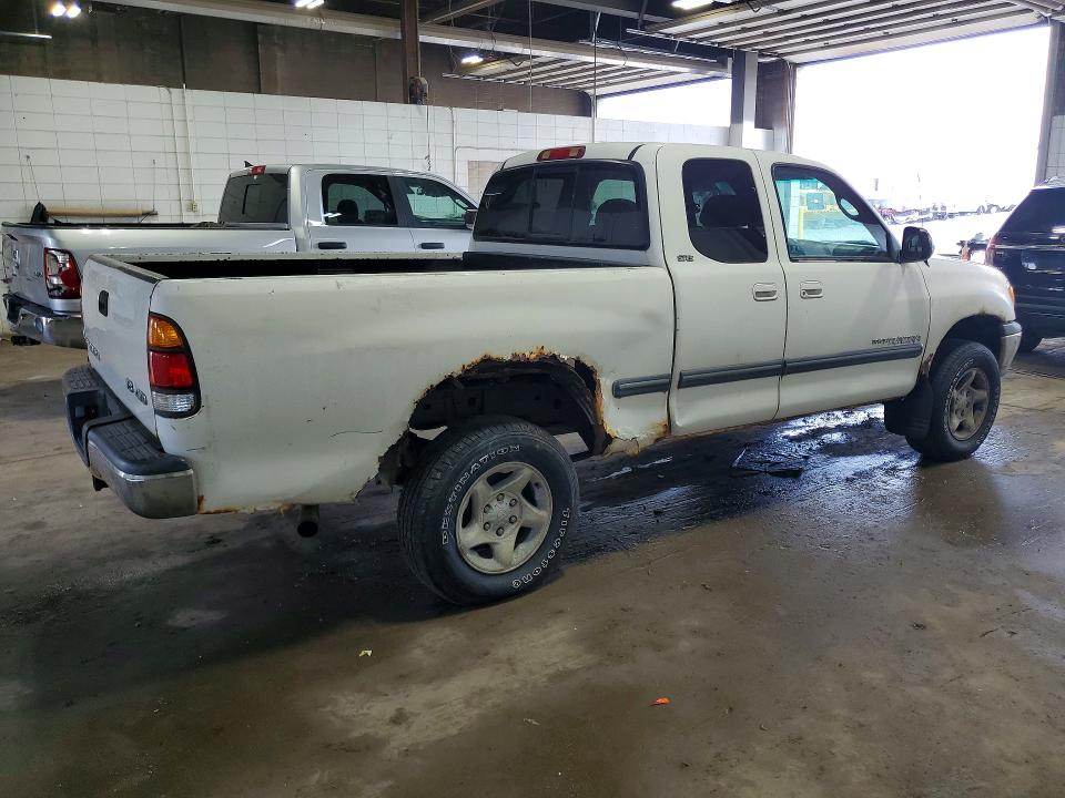 2000 Toyota Tundra VIN 5TBBT441XYS088440 COPART salvage auction — MECHANICAL, Mn - Non Public Clean Title, sold $550 on 2026-07-21 (photo 3)
