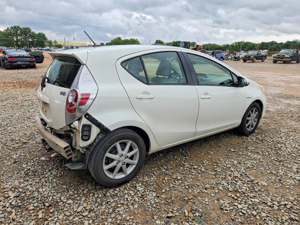 2013 Toyota Prius VIN JTDKDTB39D1045766 COPART salvage auction — REAR END, AL - CERT OF TITLE-SALVAGE TITLE, sold $3,150 on 2026-07-29 (photo 3)
