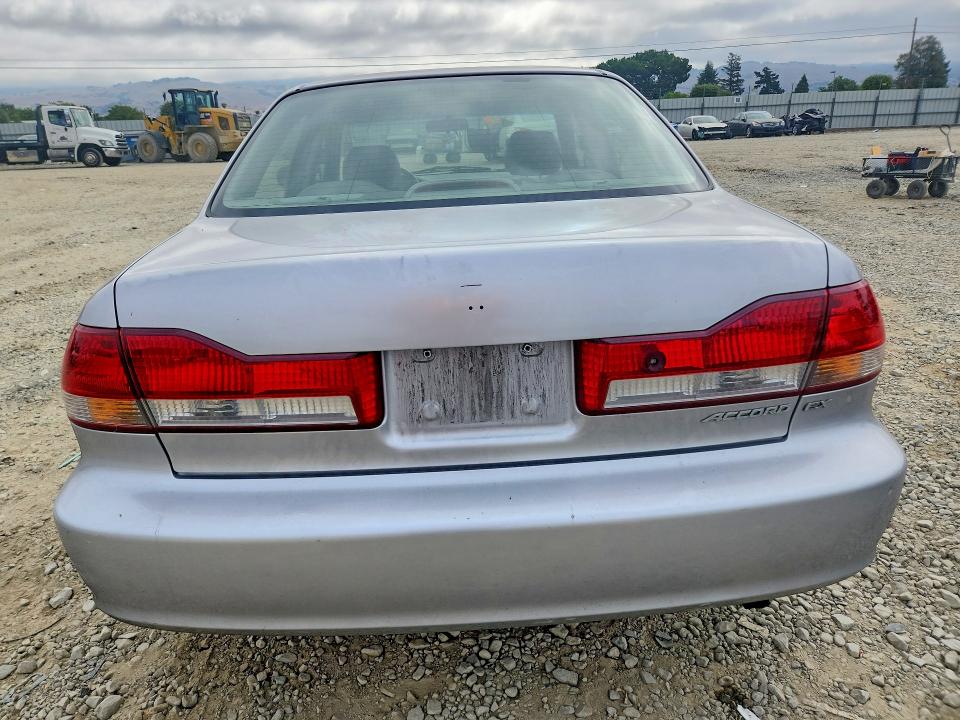 2001 Honda Accord VIN JHMCG66061C021551 COPART salvage auction — FRONT END, CA - SALVAGE CERTIFICATE, sold $850 on 2026-07-14 (photo 6)
