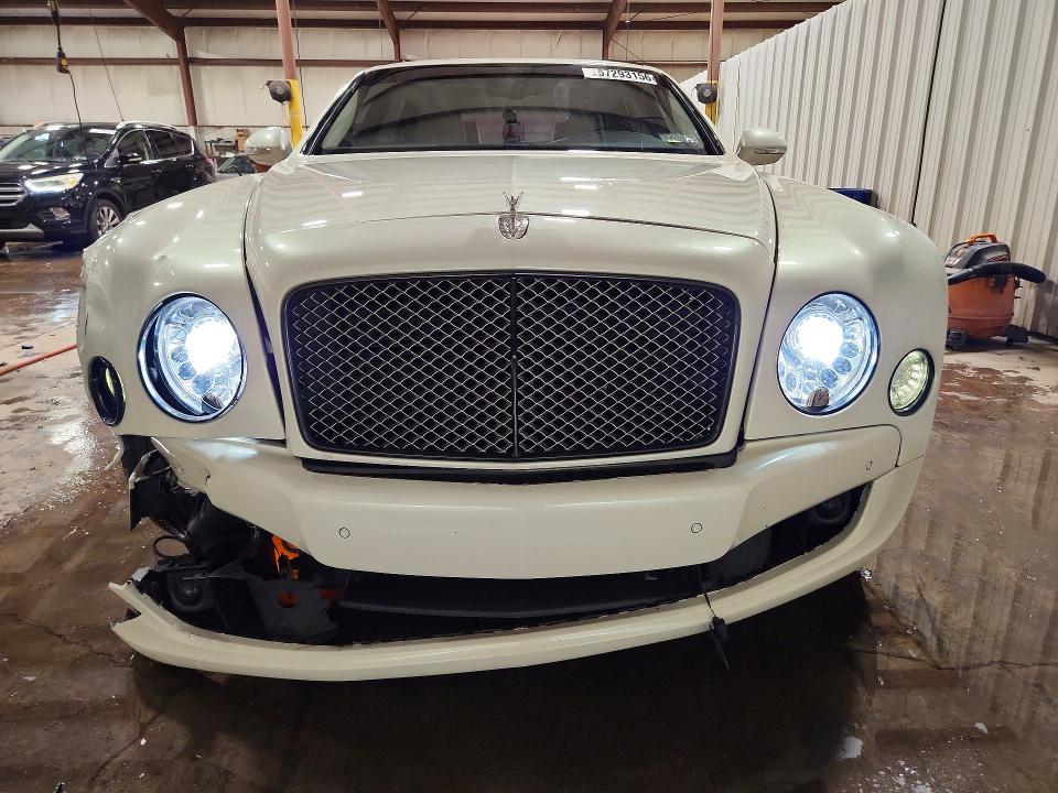2016 Bentley Mulsanne VIN SCBBF7ZH3GC002569 COPART salvage auction — FRONT END, Pa - Certificate Of Salvage, sold $20,100 on 2026-07-28 (photo 5)