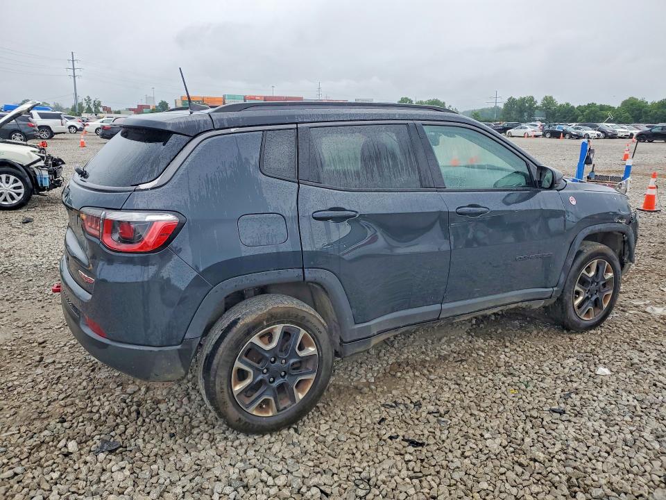 2017 Jeep Compass VIN 3C4NJDDB7HT597541 COPART salvage auction — FRONT END, Wv - Certificate Of Title (P), sold $3,200 on 2026-07-27 (photo 3)