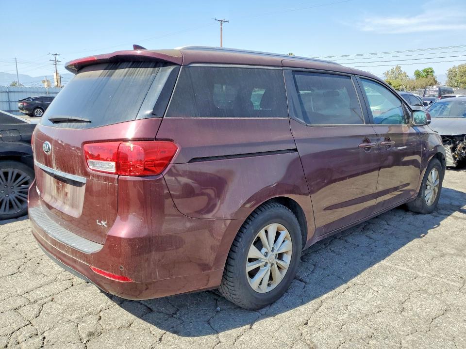 2017 Kia SEDONA VIN KNDMB5C18H6266288 COPART salvage auction — MINOR DENT/SCRATCHES, CA - DIS/DLR/EXP ONLY CLEAN TITLE, sold $1,650 on 2026-07-20 (photo 3)