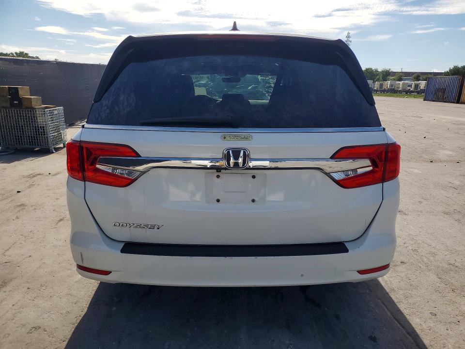 2018 Honda VIN 5FNRL6H77JB055308 COPART salvage auction — MINOR DENT/SCRATCHES, In - Certificate Of Title, sold $7,700 on 2026-07-02 (photo 6)