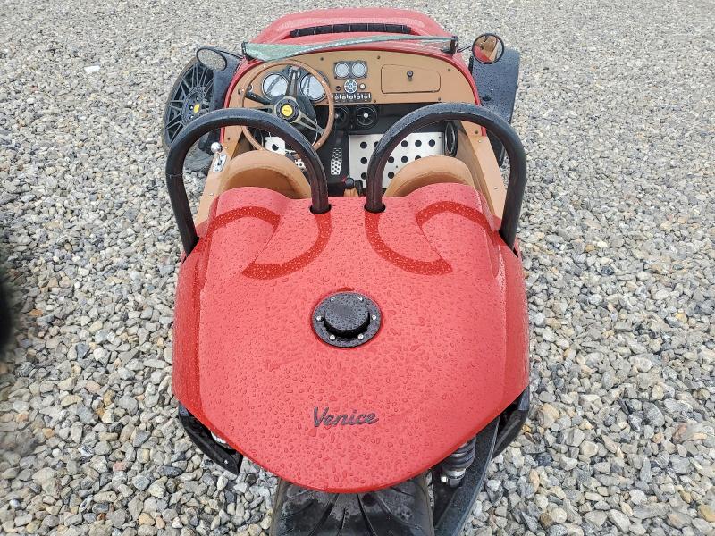 2022 Vanderhall Venice VIN 7KGTC2V33NR003185 COPART salvage auction — FRONT END, NV - SALVAGE TITLE, sold $7,100 on 2026-07-23 (photo 6)