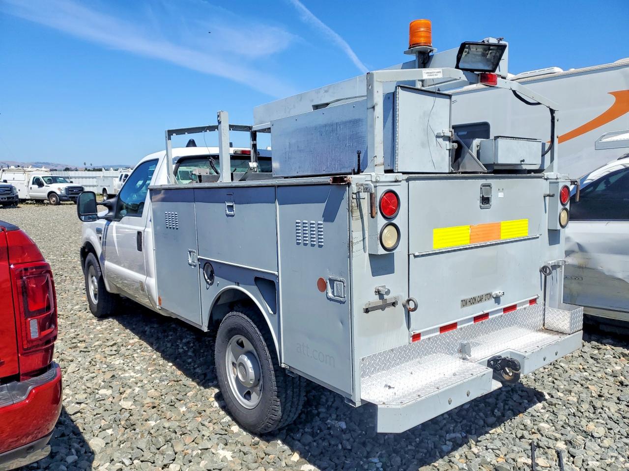 2006 Ford F-350 VIN 1FDSF30586EC12138 COPART salvage auction — Mechanical, CA - DIS/DLR/EXP ONLY CLEAN TITLE (P), sold $2,050 on 2026-06-22 (photo 2)