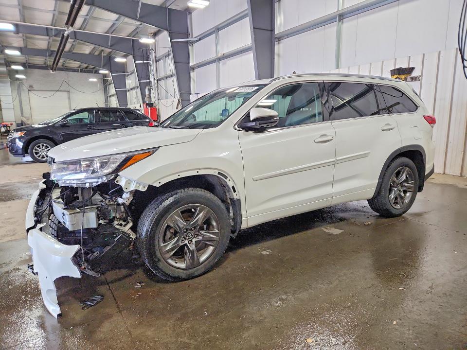 2018 Toyota Highlander VIN 5TDDZRFH6JS814080 — COPART salvage auction photo