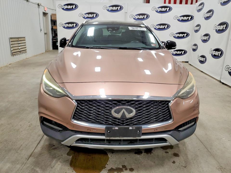 2018 Infiniti Qx30 VIN SJKCH5CR3JA046914 COPART salvage auction — MECHANICAL, Va - Dealer Only Clean Title, sold $2,750 on 2026-08-27 (photo 5)