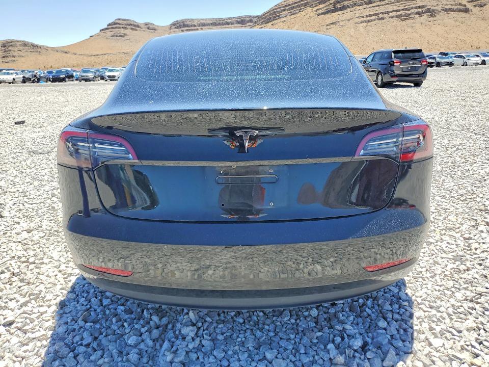 2018 Tesla VIN 5YJ3E1EA7JF075951 COPART salvage auction — SIDE, Nv - Salvage Title, sold $1,600 on 2026-07-29 (photo 6)