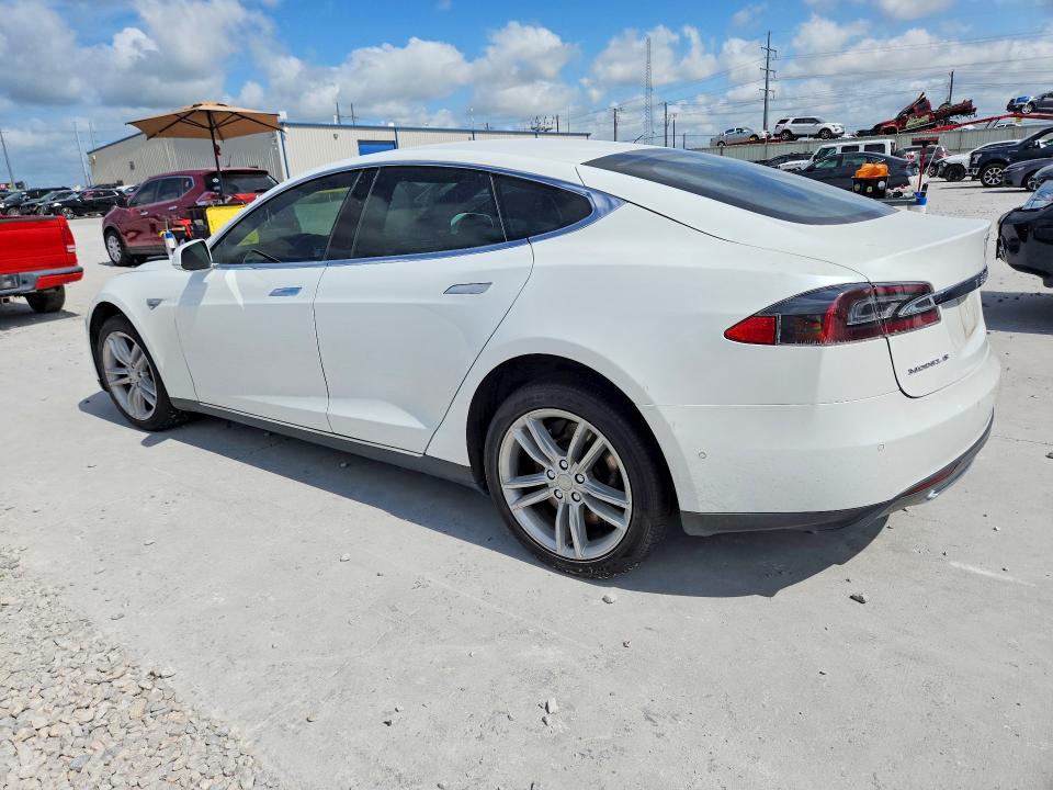 2014 Tesla Model s VIN 5YJSA1H20EFP67857 COPART salvage auction — WATER/FLOOD, TX - SALVAGE TITLE-FLOOD DAMAGE, sold $825 on 2026-07-24 (photo 2)