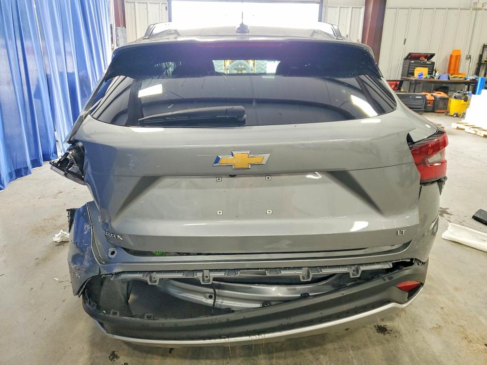 2025 Chevrolet Trax VIN KL77LHEP5SC233445 COPART salvage auction — SIDE, Fl - Certificate Of Destruction, sold $1,900 on 2026-07-27 (photo 6)