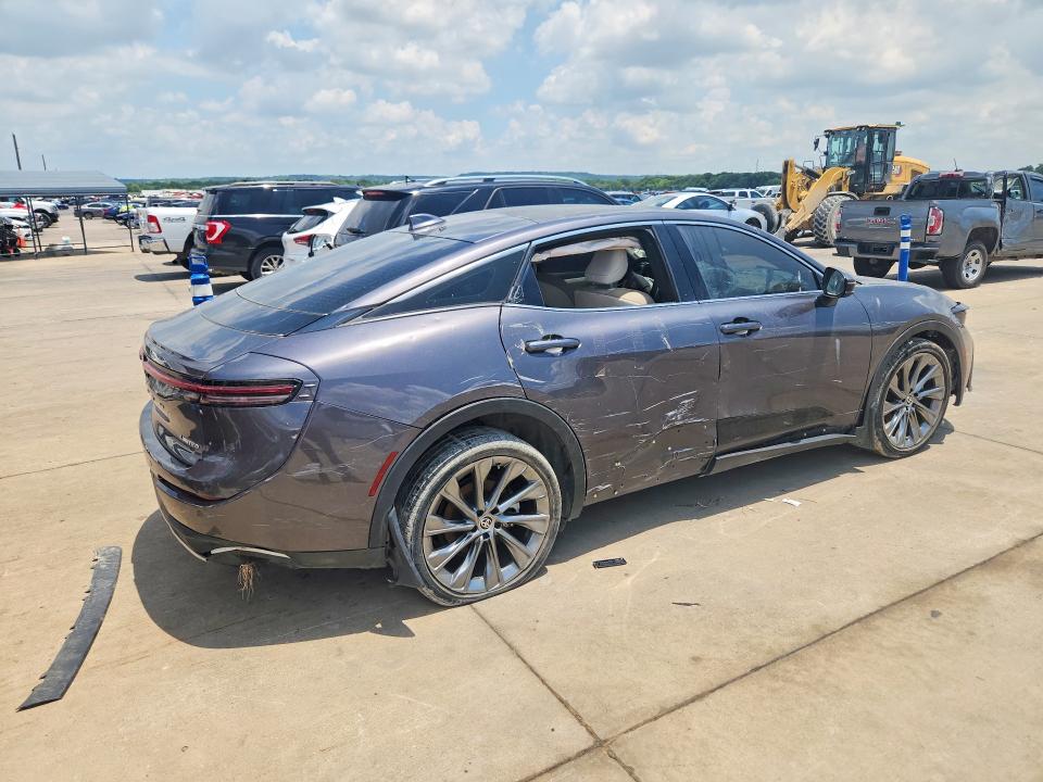 2024 Toyota Crown VIN JTDAAAAF8R3029090 COPART salvage auction — SIDE, Tx - Salvage Vehicle Title, sold $4,550 on 2026-07-16 (photo 3)