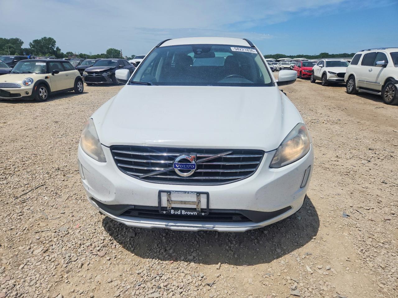 2016 Volvo XC60 VIN YV440MDJ0G2813619 COPART salvage auction — Mechanical, KS - DEALER ONLY CLEAN TITLE, sold $550 on 2026-07-09 (photo 5)