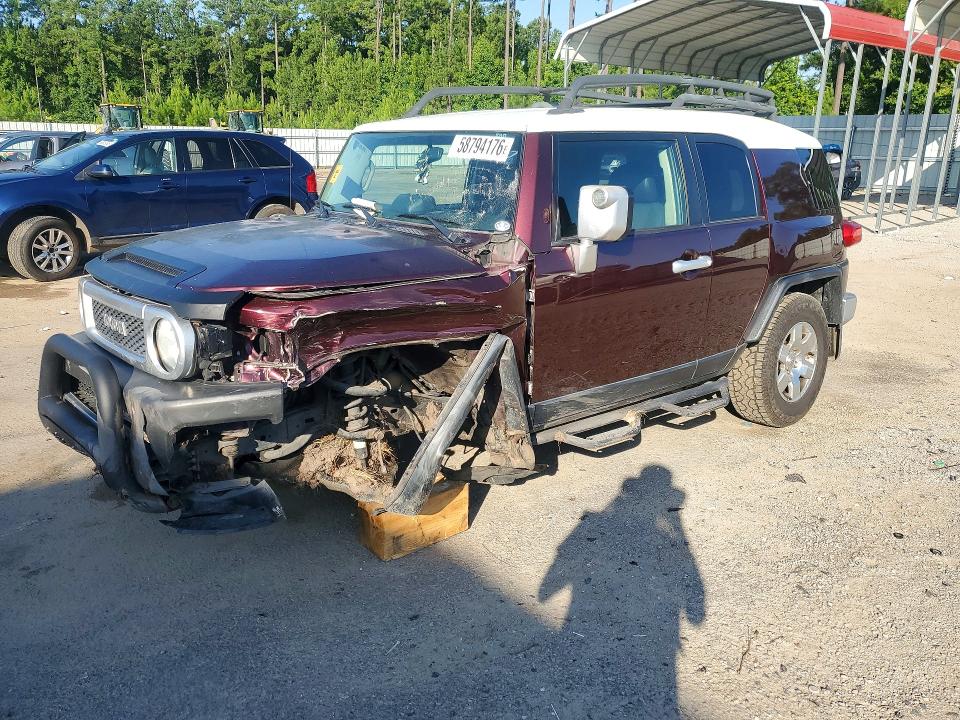 2007 Toyota Fj cruiser VIN JTEZU11F370016509 COPART salvage auction — FRONT END, Sc - Cert Of Title-Salvage, sold $200 on 2026-07-29 (photo 1)