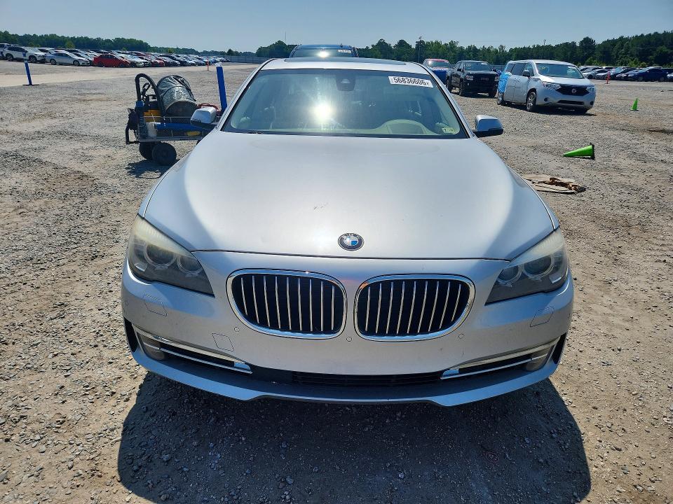 2013 BMW VIN WBAYE8C5XDD131703 COPART salvage auction — WATER/FLOOD, Nc - Salvage Cert-Water/Flood Damag, sold $225 on 2026-07-06 (photo 5)