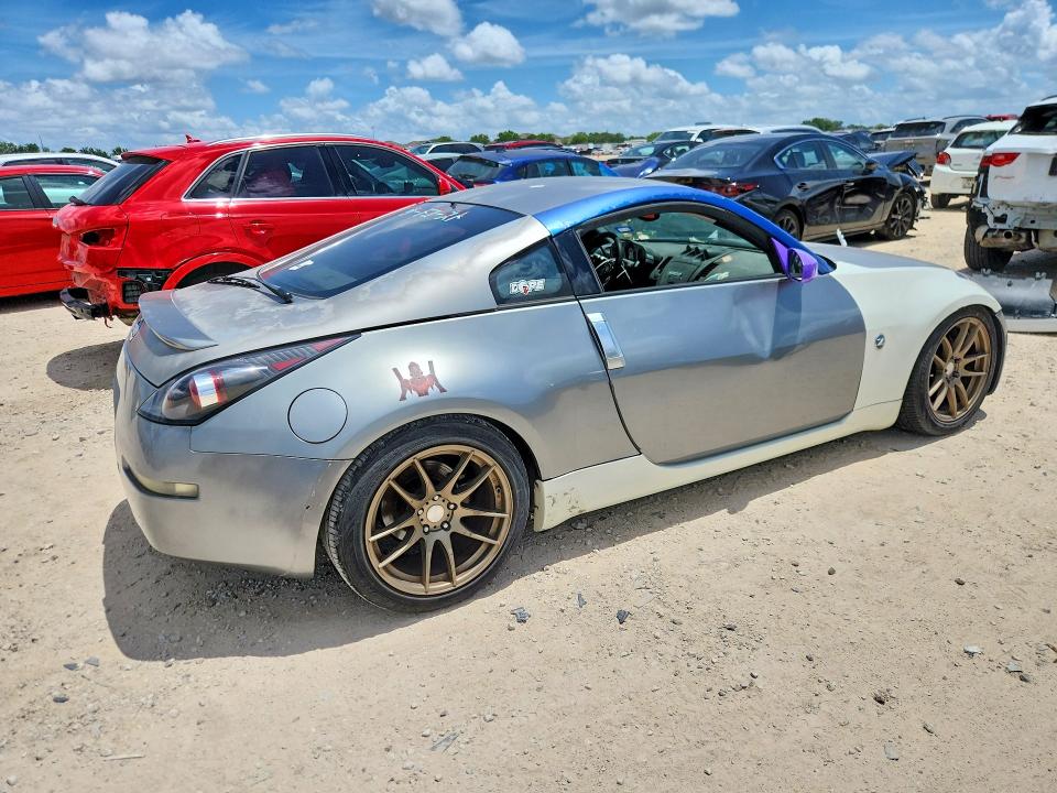 2005 Nissan 350z VIN JN1AZ34E55M654299 COPART salvage auction — MINOR DENT/SCRATCHES, TX - CERTIFICATE OF TITLE, sold $400 on 2026-07-20 (photo 3)