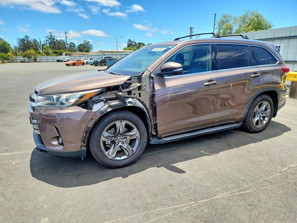 2018 Toyota Highlander VIN 5TDDZRFH5JS854635 COPART salvage auction — FRONT END, CA - SALVAGE CERTIFICATE, sold $6,200 on 2026-07-27 (photo 1)