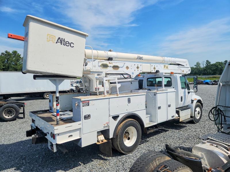 2016 International 4000 series VIN 3HAMMMMN0GL280451 COPART salvage auction — MINOR DENT/SCRATCHES, Id - Salvage Certificate Of Title, sold $19,200 on 2026-08-27 (photo 4)