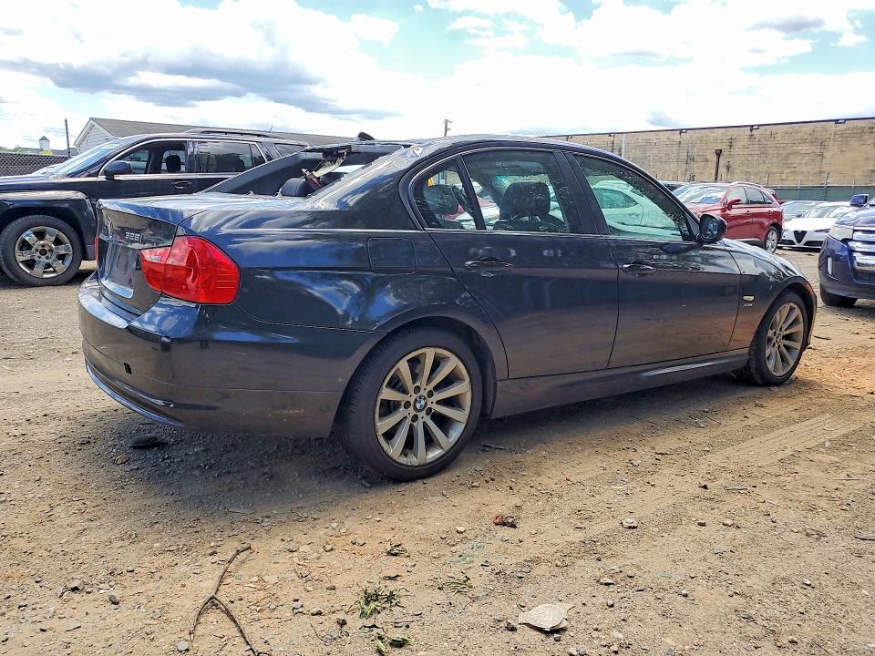 2011 BMW 3 series VIN WBAPK7G54BNN86367 COPART salvage auction — ROOF, MD - CERT OF SALVAGE > 75% DAMAGE, sold $225 on 2026-07-16 (photo 3)