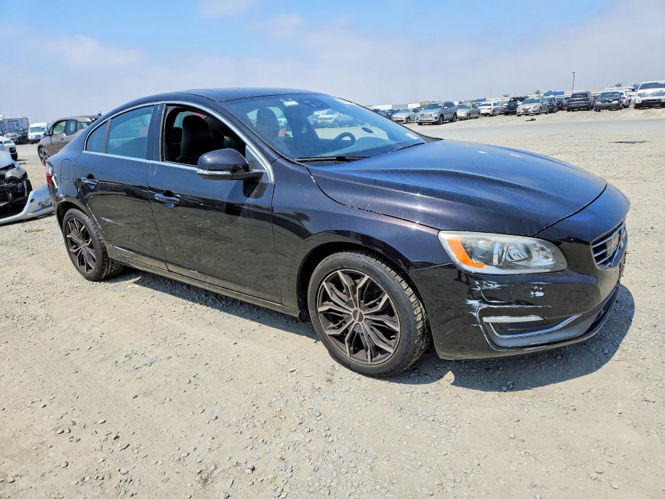 2015 Volvo VIN YV149MFM3F1339194 COPART salvage auction — SIDE, Nh - Dis/Dlr/Exp Only Clean Title, sold $1,050 on 2026-07-10 (photo 4)