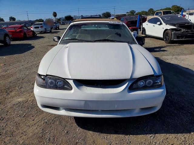 1997 Ford Mustang VIN 1FALP45X0VF153588 COPART salvage auction — MINOR DENT/SCRATCHES, Fl - Cert Of Title-Rebuildable Slvg, sold $475 on 2026-07-02 (photo 5)