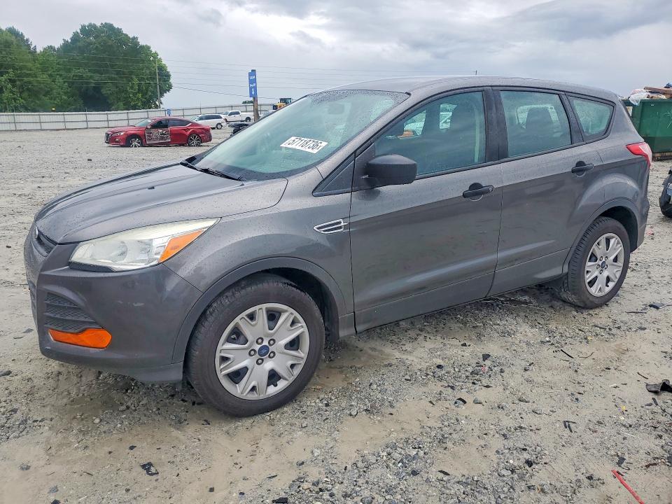 2013 Ford Escape VIN 1FMCU0F70DUB12104 COPART salvage auction — MINOR DENT/SCRATCHES, Ga - Certificate Of Title, sold $425 on 2026-07-02 (photo 1)