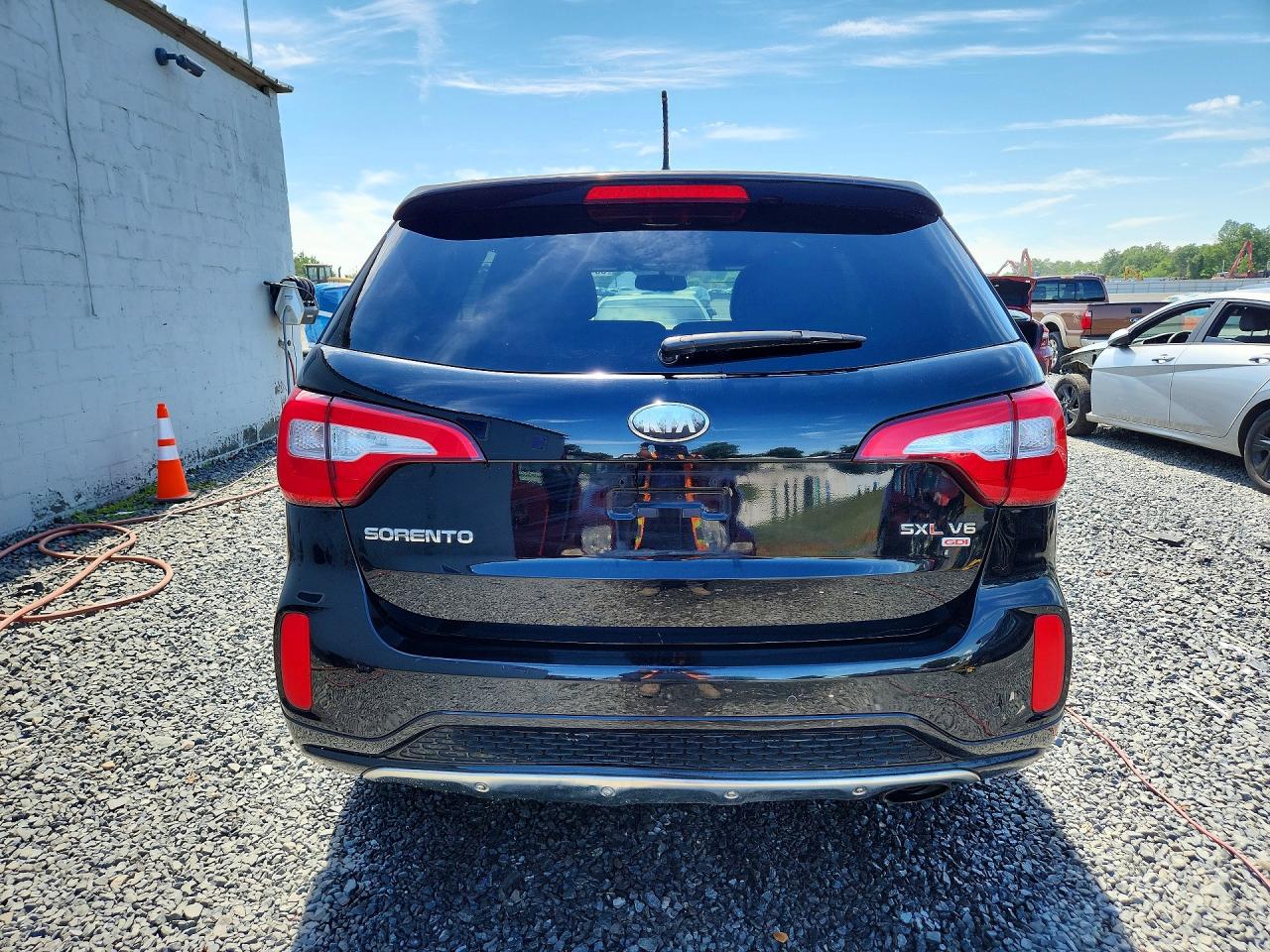 2014 Kia Sorento VIN 5XYKW4A76EG443961 COPART salvage auction — Front End, Sc - Salvage Title, sold $1,900 on 2026-07-10 (photo 6)