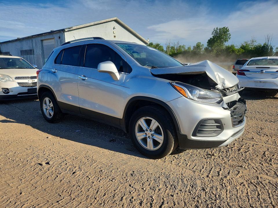 2017 Chevrolet Trax VIN KL7CJPSB0HB157168 COPART salvage auction — FRONT END, Mi - Certificate Of Title, sold $1,000 on 2026-07-08 (photo 4)
