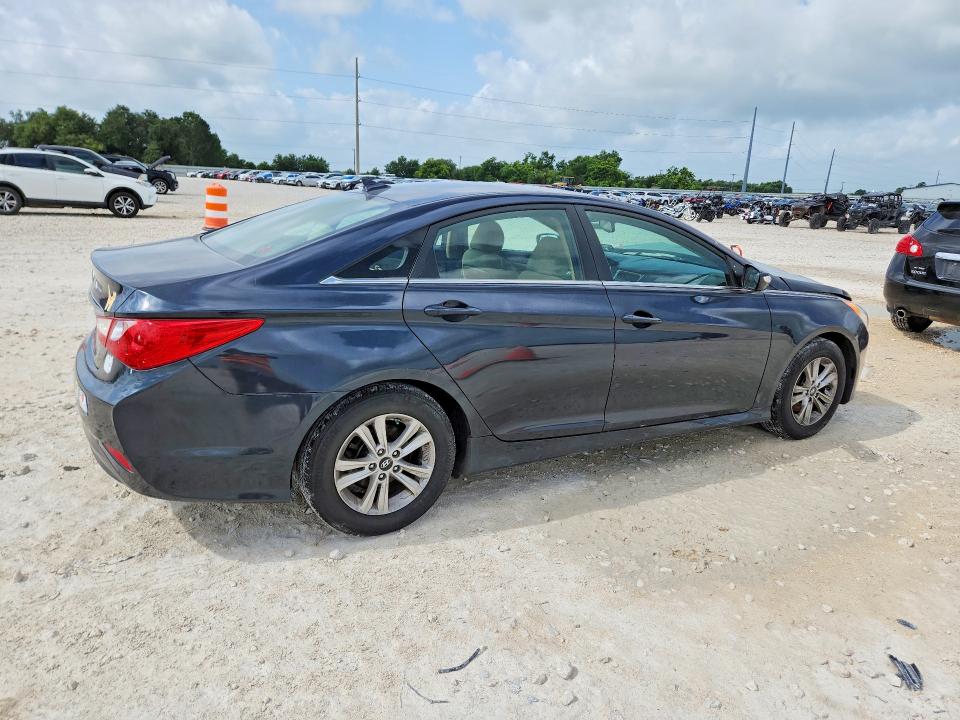2014 Hyundai Sonata VIN 5NPEB4AC5EH907157 COPART salvage auction — FRONT END, Tx - Salvage Vehicle Title, sold $1,200 on 2026-07-09 (photo 3)