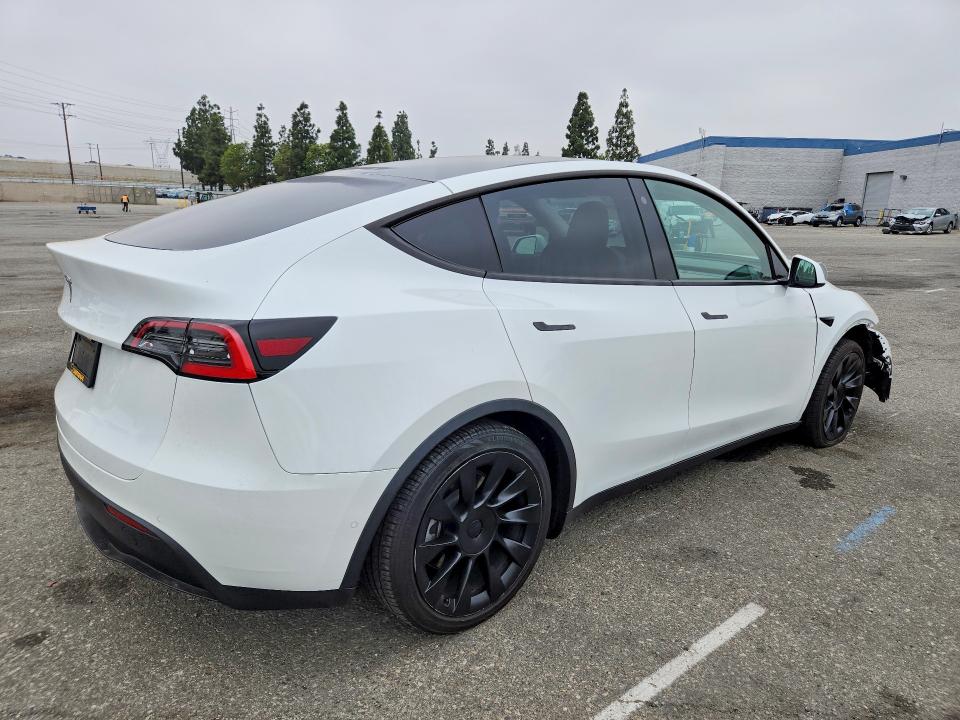 2021 Tesla VIN 5YJYGDED7MF125909 COPART salvage auction — FRONT END, Ca - Salvage Certificate, sold $8,300 on 2026-07-17 (photo 3)