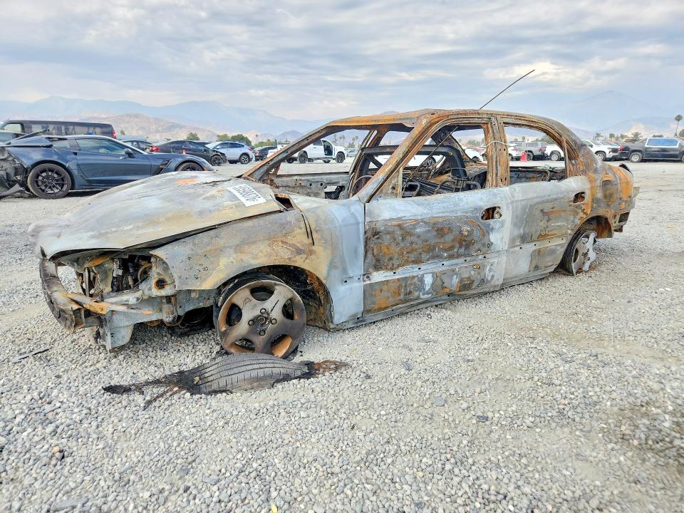1998 Honda Civic VIN 2HGEJ6673WH581414 COPART salvage auction — BURN, Ca - Non-Repairable Vehicle Cert, sold $175 on 2026-07-08 (photo 1)
