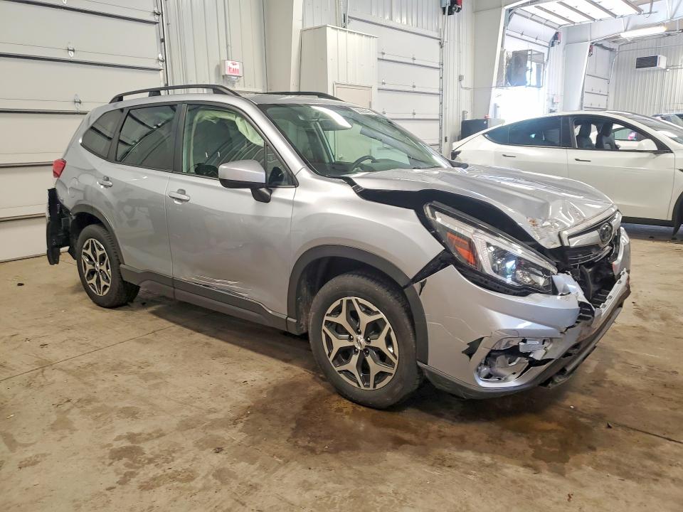 2021 Subaru Forester VIN JF2SKAJC2MH462120 COPART salvage auction — FRONT END, Mn - Cert Of Title-Salvage, sold $1,350 on 2026-07-30 (photo 4)